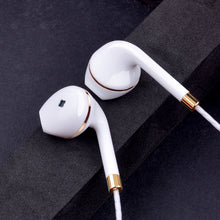 In-Ear Headphones with Volume and Mic Control